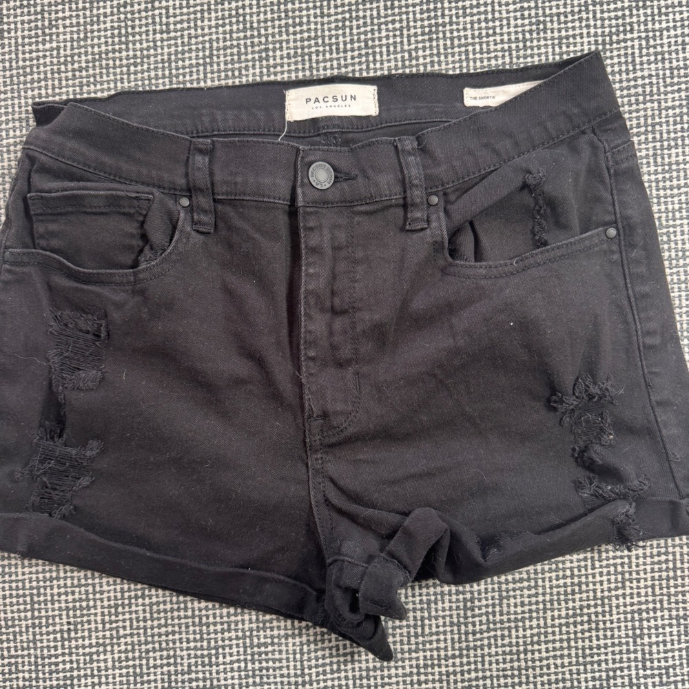 PacSun The Shortie Black Distressed Denim Shorts Womens Size 29 High Rise Ripped